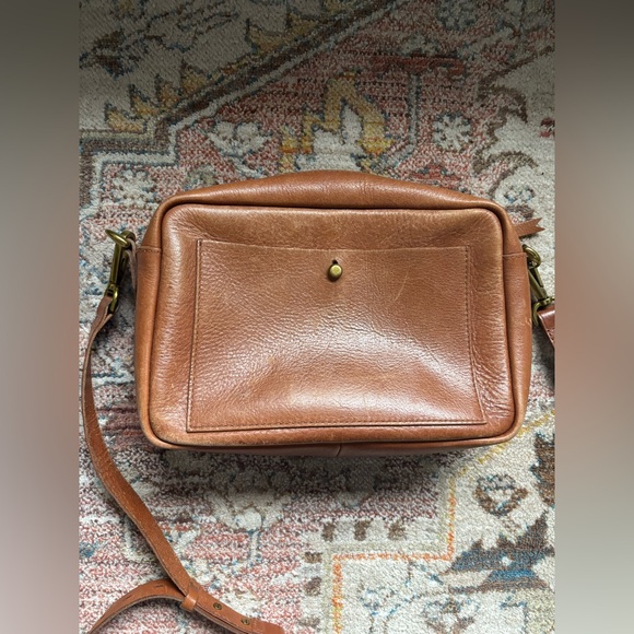 Madewell Handbags - Madewell Camera bag